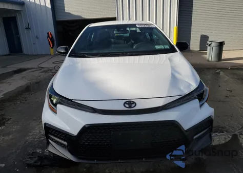 2020 Toyota Corolla Se z USA, uszkodzony, nr VIN 5YFS4RCE0LP045975